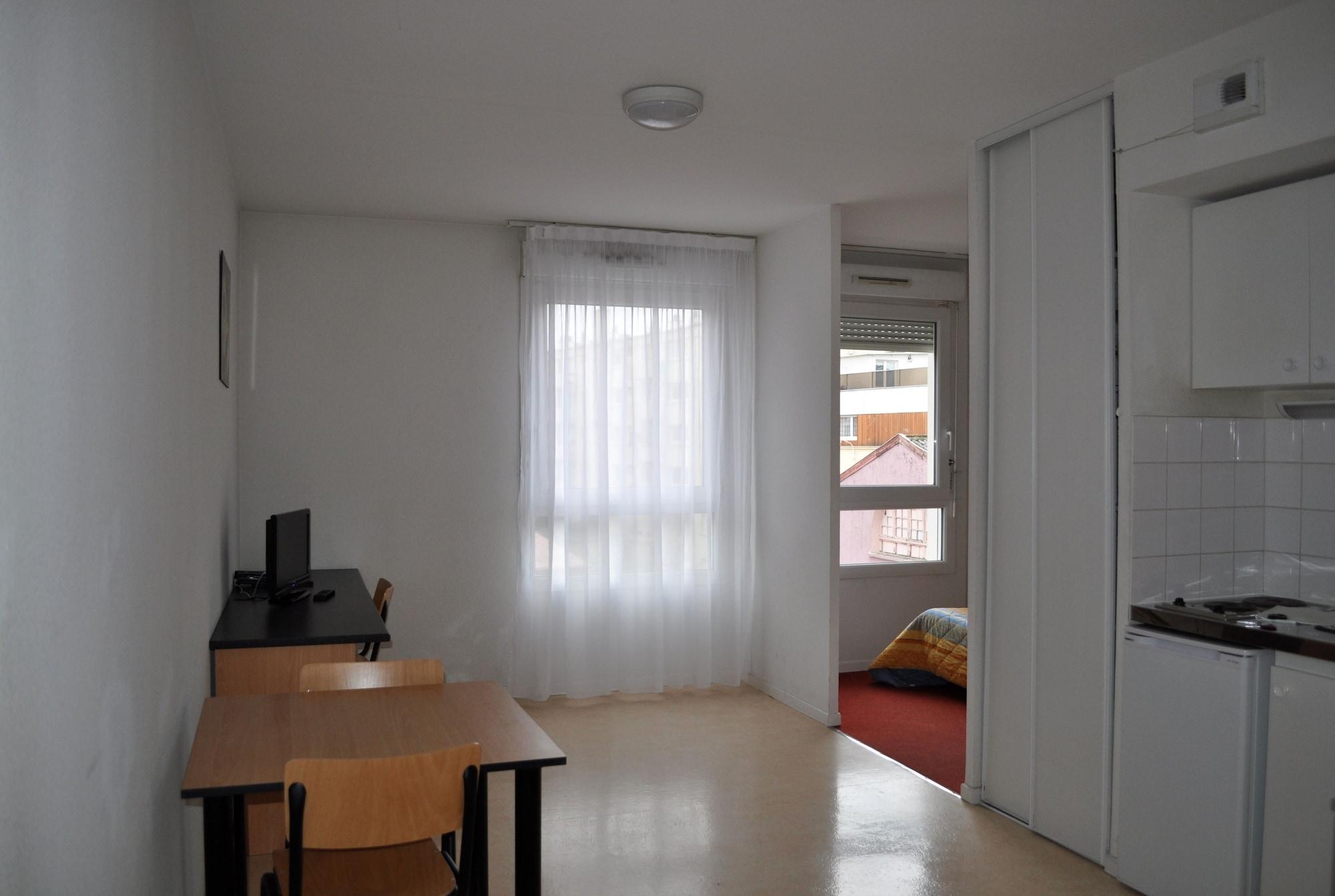 Kosy Appart'Hotels - La Maison Des Chercheurs Vandoeuvre-lès-Nancy Buitenkant foto